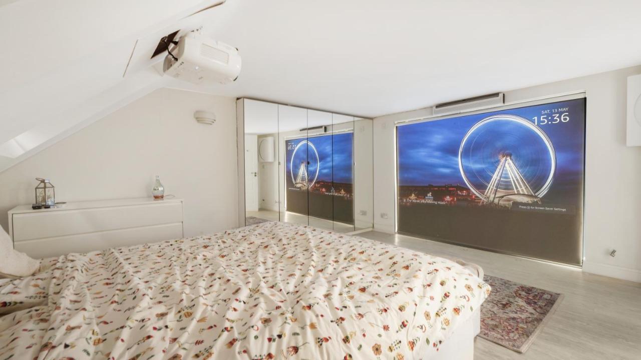 Cosy Luxurious Family Home Лондон Екстериор снимка